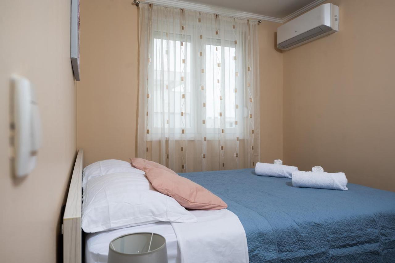 Blue Horizon Zara Apartment ภายนอก รูปภาพ