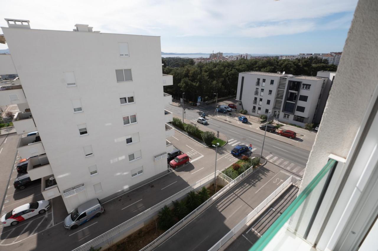 Blue Horizon Zara Apartment ภายนอก รูปภาพ