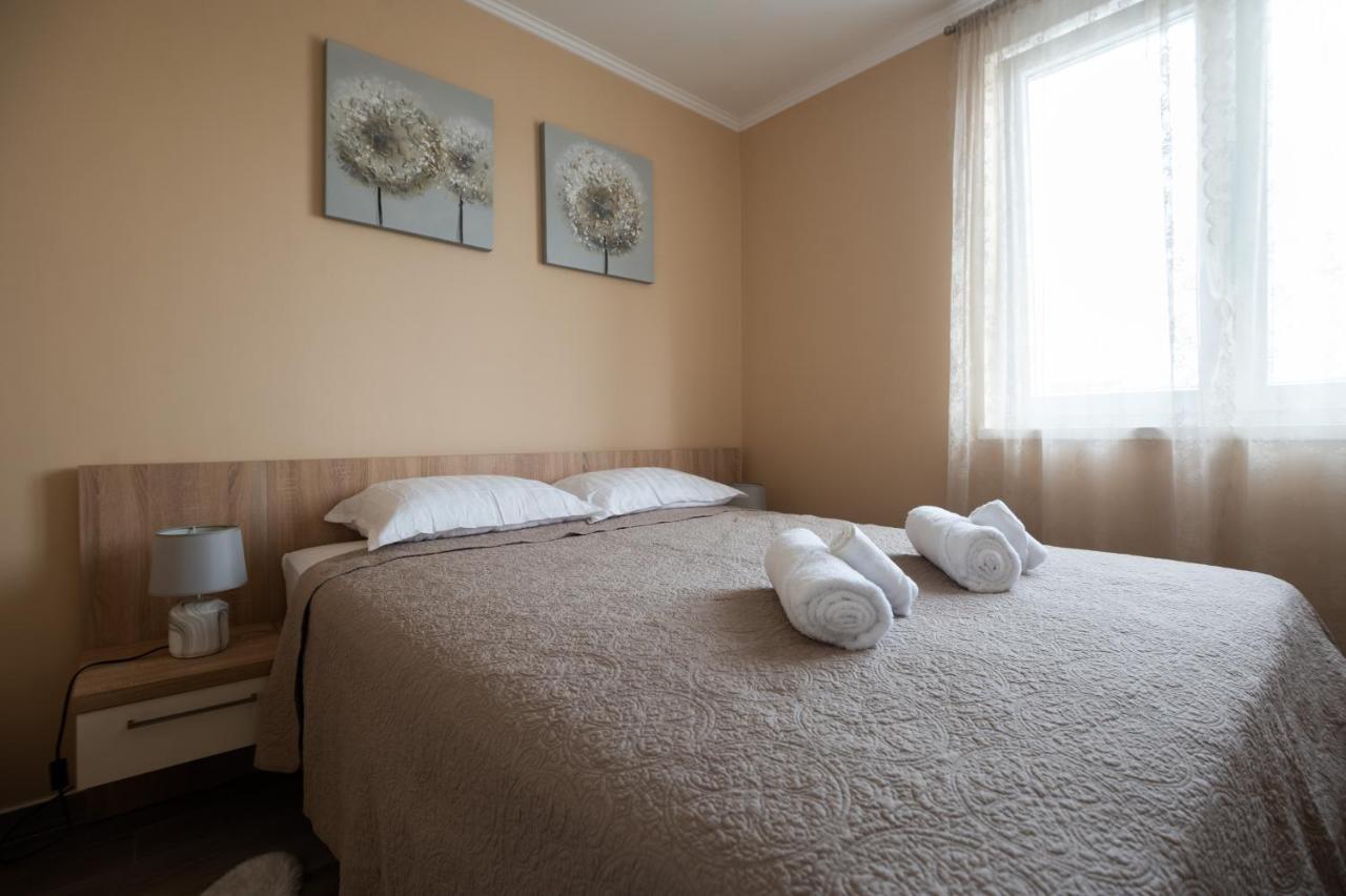 Blue Horizon Zara Apartment ภายนอก รูปภาพ